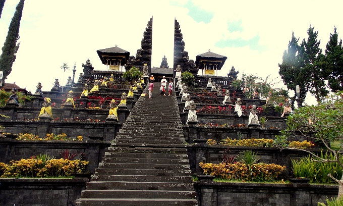 besakih-temple-Bali-tour