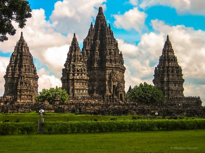 Quần thể đền Prambanan