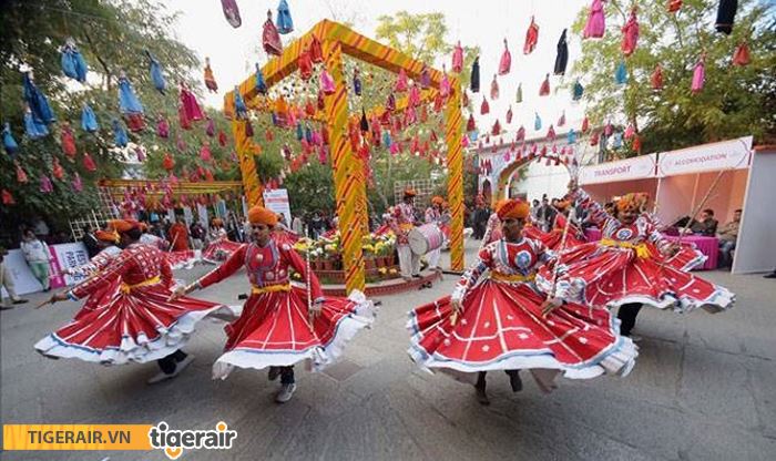 Lễ hội sắc màu Jaipur